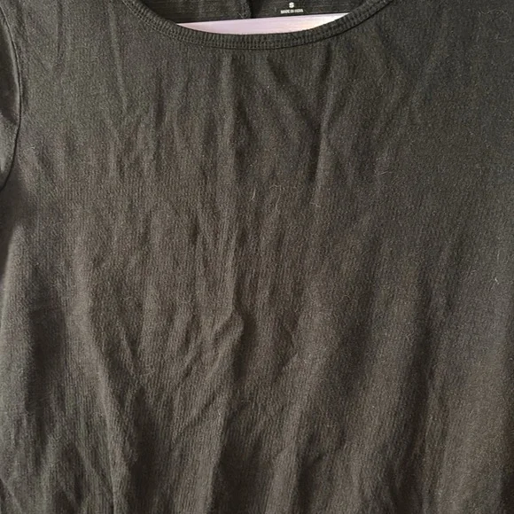 True Craft Black Crop Top - Picture 3 of 3